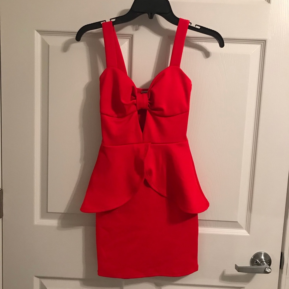 Red bodycon dress